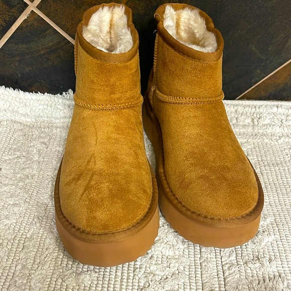 Platform mini booties in a brown color. - Picture 1 of 6